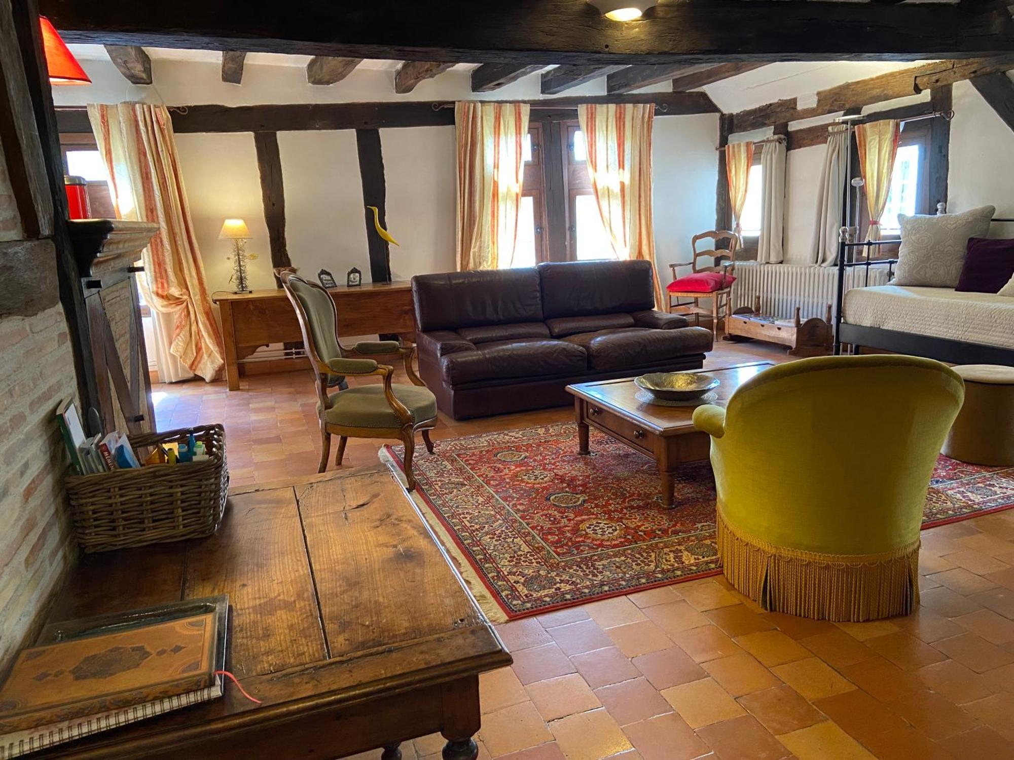 La Maison Rouge شينون المظهر الخارجي الصورة